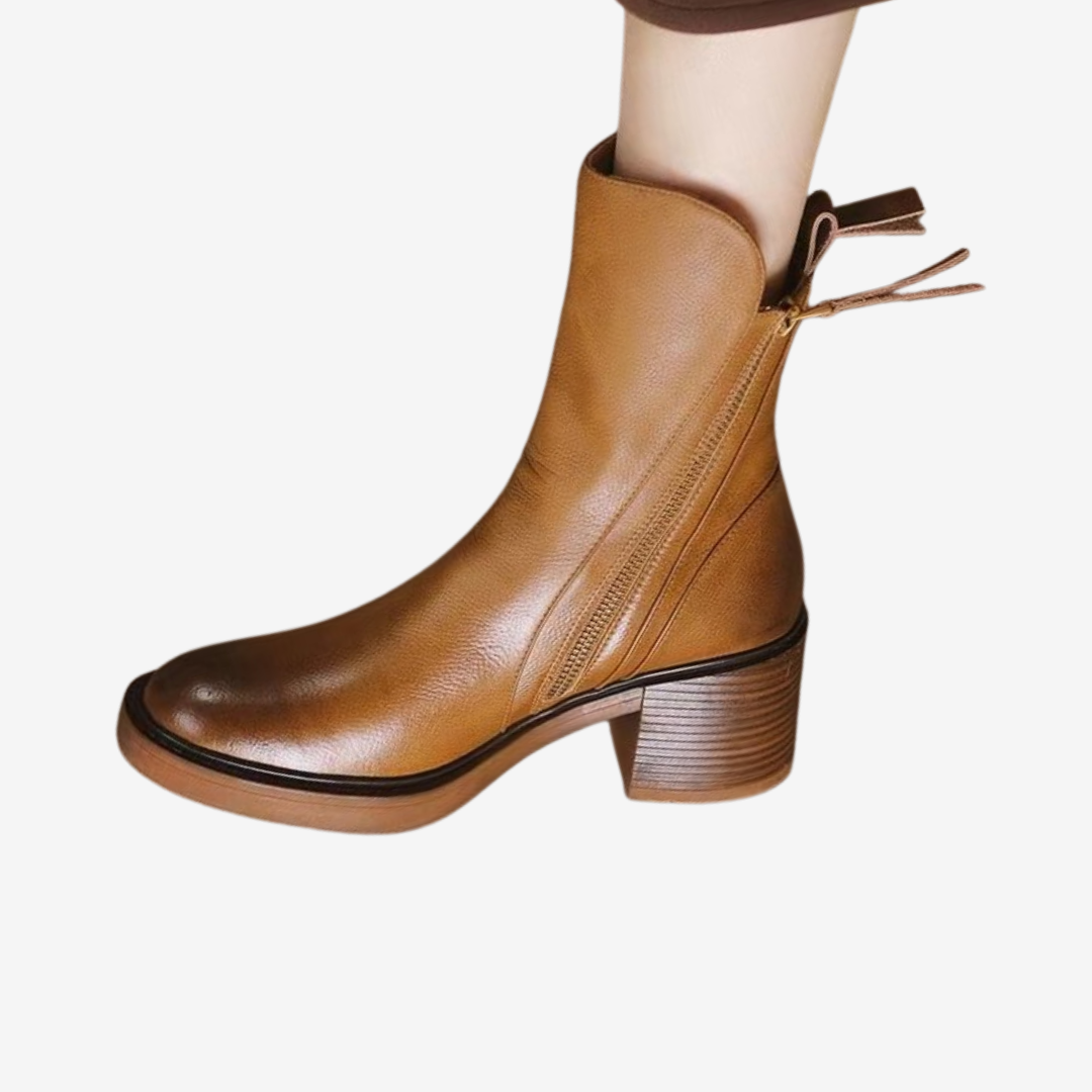 Calista™ Zip na blokovém podpatku