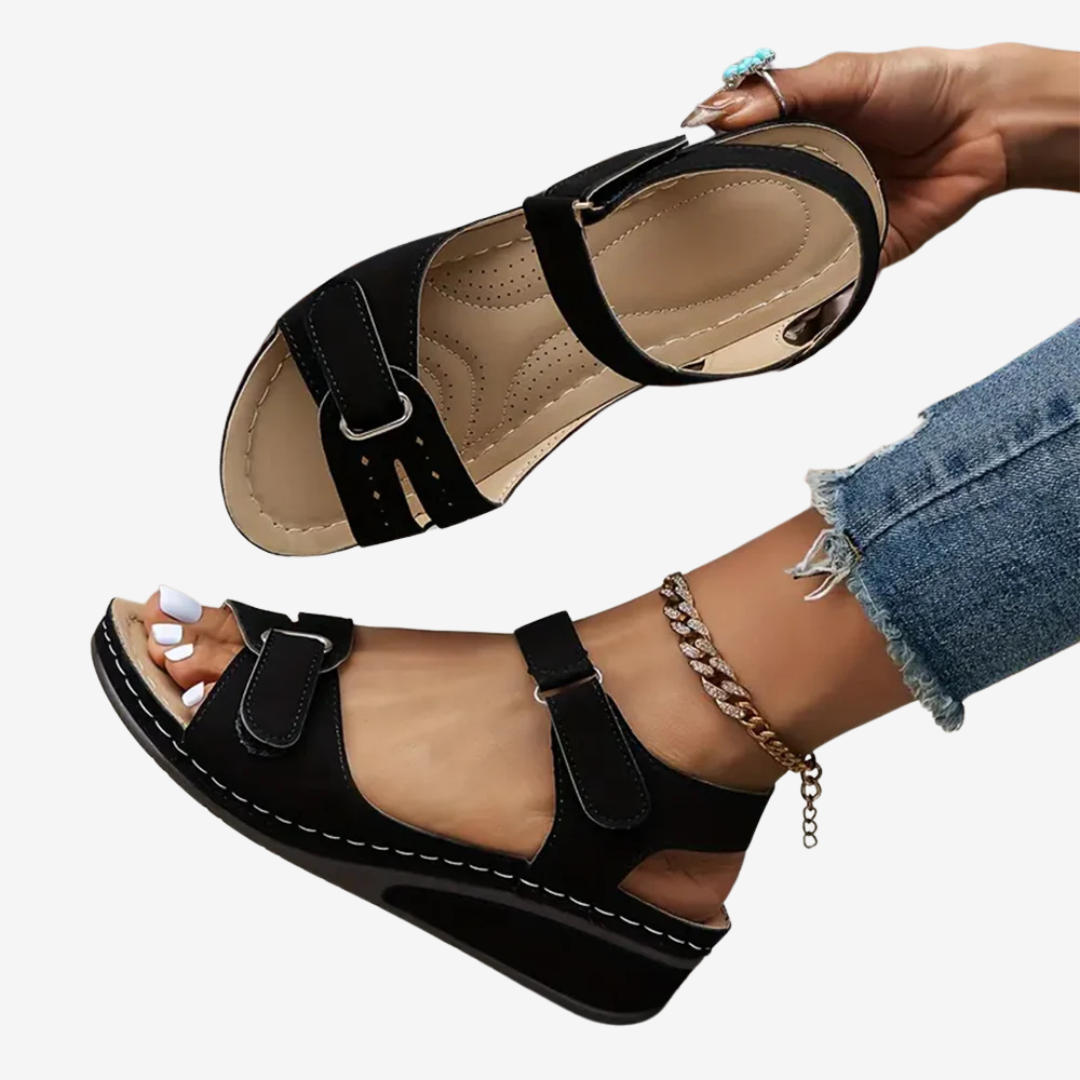 Amance™ Ortopedické sandály