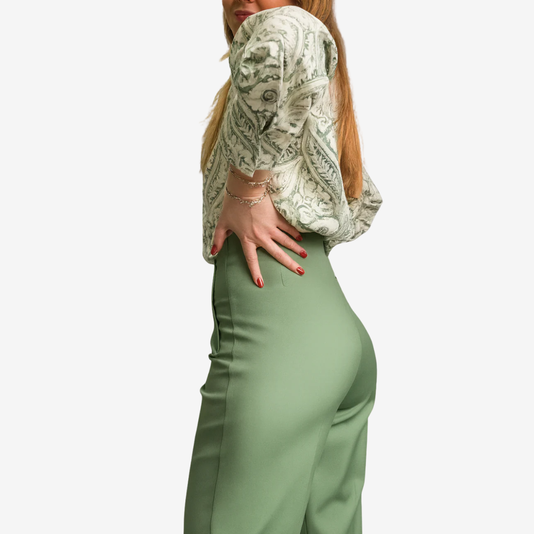 Souprava Cecile™ Slim Fit