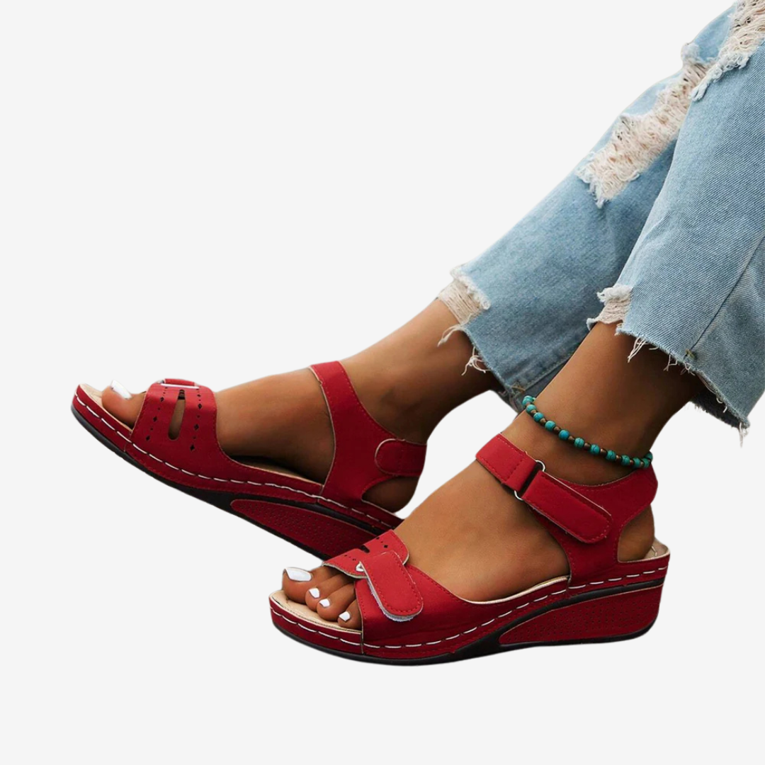 Amance™ Ortopedické sandály